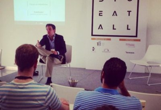 Alejandro Cremades — speaking photograph 8